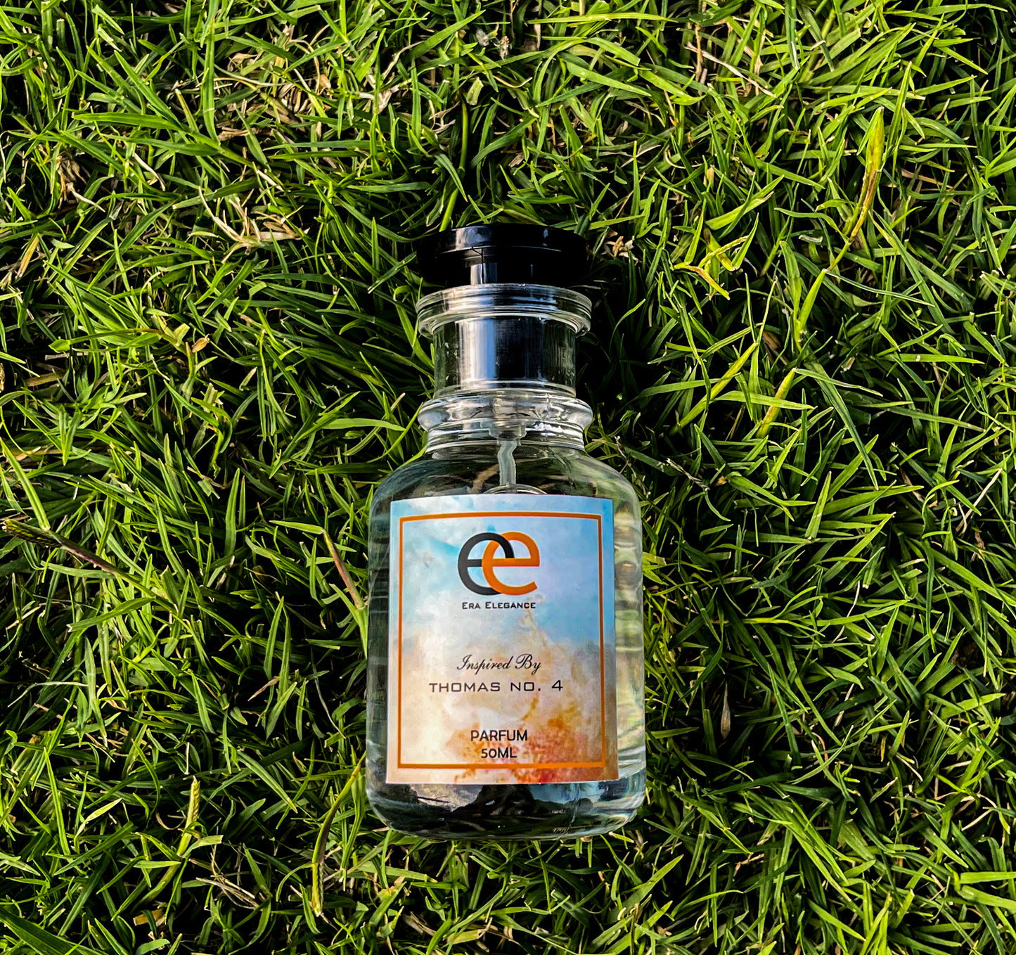 Inspired by Thomas No. 4 – Era Elegance | A Refined & Elegant Woody Aromatic Fragrance